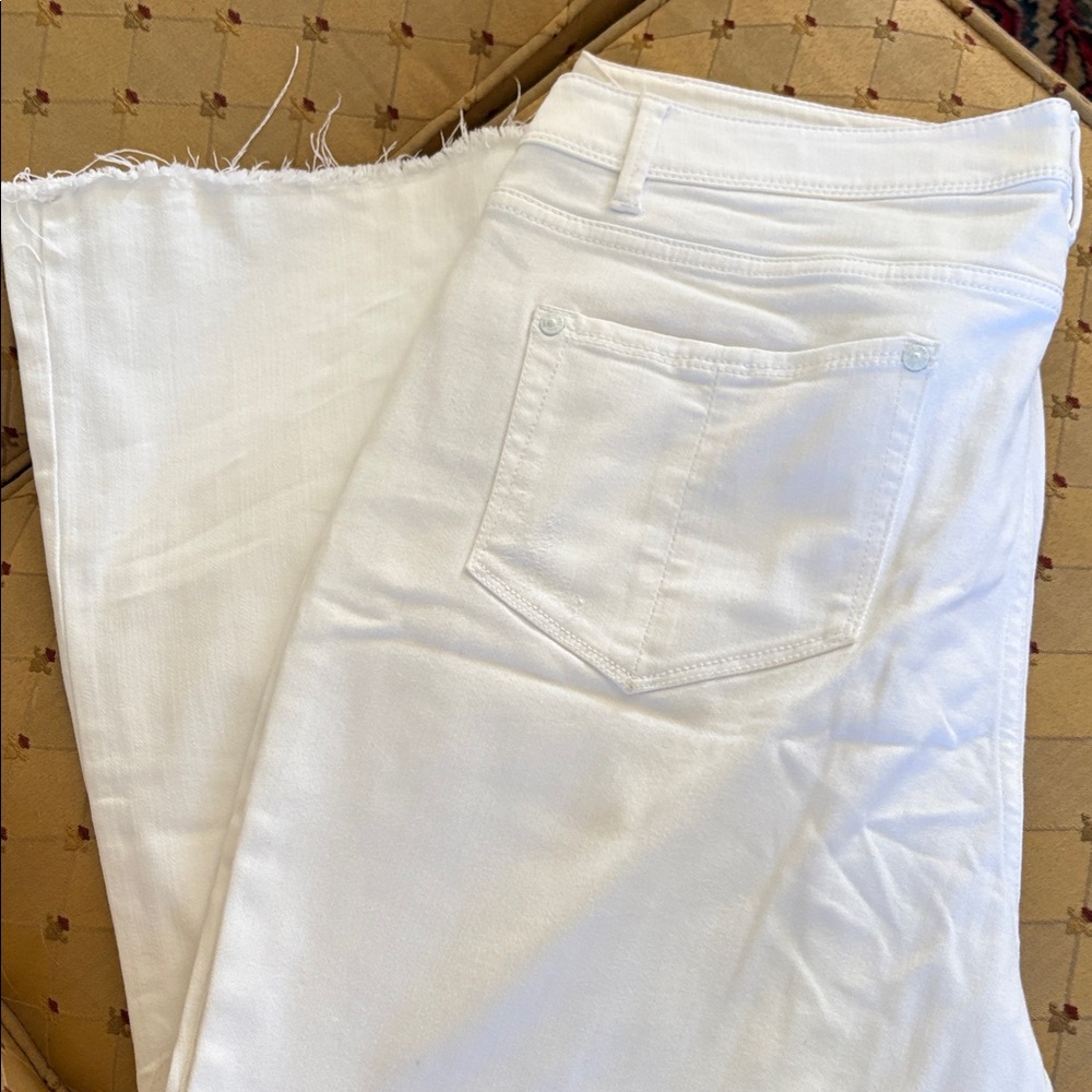 J. Jill White Cropped Ankle Denim Jeans fabulous fit